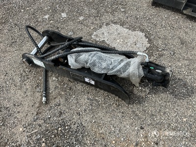 2025 GIYI GY-XJ5T 36 in CAT Hydraulic Excavator Thumb (Unused)