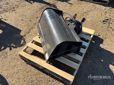 2025 GIYI GY-D5T 35 in Tilting Excavator Bucket (Unused)