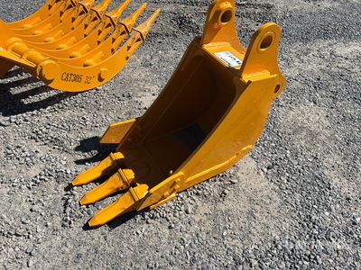 2025 GIYI GY-BK 12 in Digging Excavator Bucket - Fits Cat 305 (Unused)
