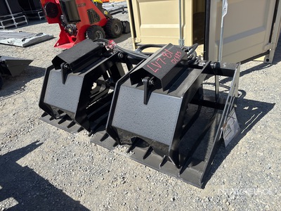 2025 GIYI GY-HWG72C 72 in Skeleton Benne avec Grappin pour chargeuse à différentiel (Unused)