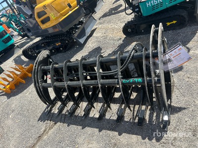 2025 GIYI GYCLG72C Skid Steer Grapple (Unused)