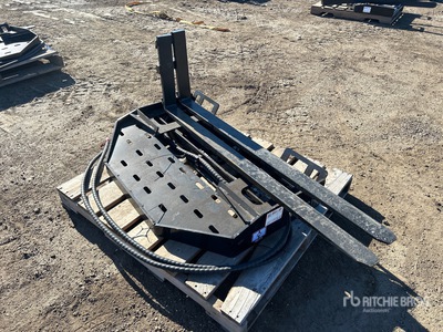 GIYI 60 in Skid Steer Forks (Unused)
