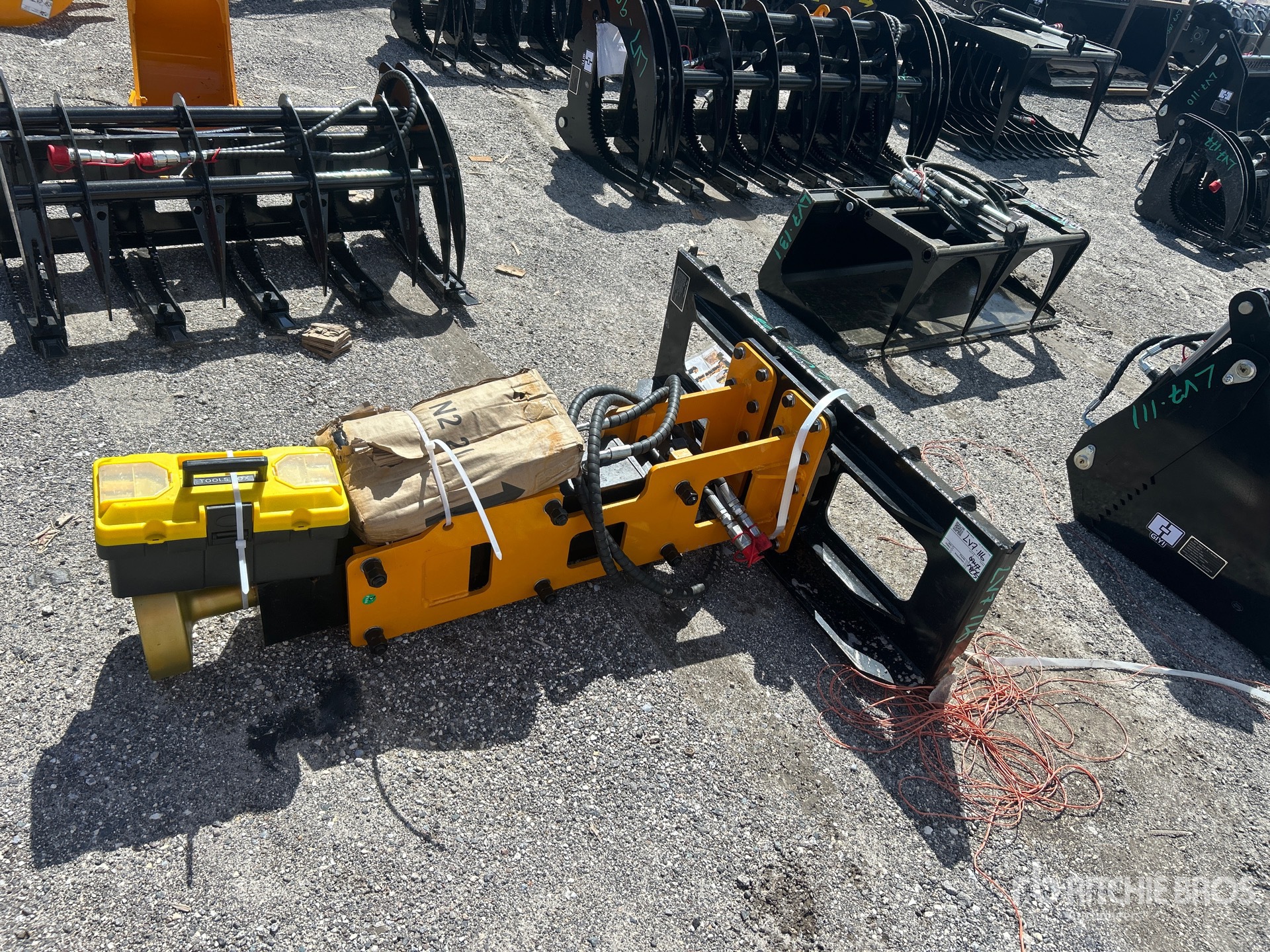 2025 GIYI GY-D680 Skid Steer Post Driver (Unused)