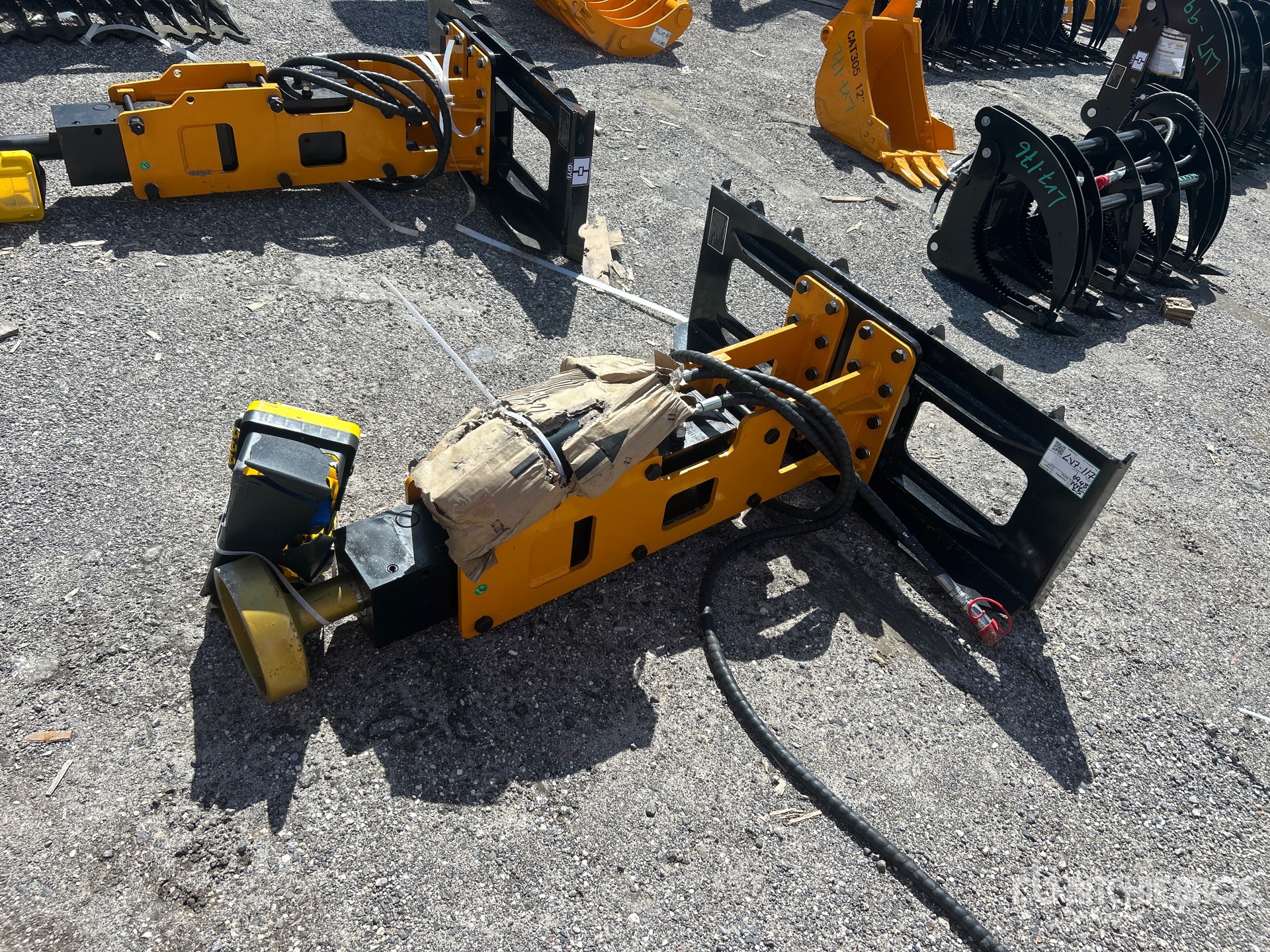 2025 GIYI GY-D680 Skid Steer Post Driver (Unused)
