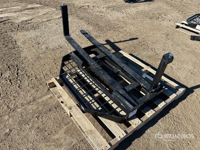 GIYI 60 in Skid Steer Forks (Unused)