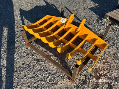 2025 GIYI 44 in Rastrello per escavatore - Fits Cat 305 (Unused)