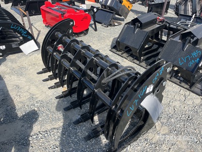 2025 GIYI GYCLG72C 72 in Skid Steer Grapple (Unused)