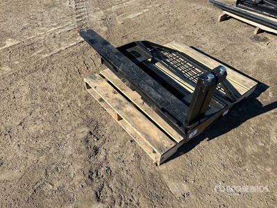 GIYI 60 in Skid Steer Forks (Unused)