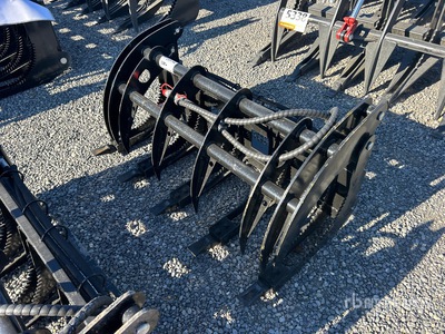 2025 GIYI GY-MCLG60 42 in Mini Skid Steer Root Rake (Unused)