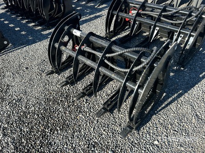 2025 GIYI GY-MCLG60 42 in Mini Skid Steer Root Rake (Unused)