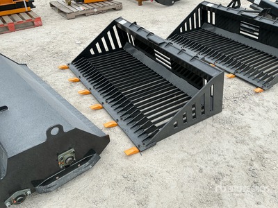 2025 GIYI GY-RB66 66 in Skeleton Skid Steer Bucket (Unused)