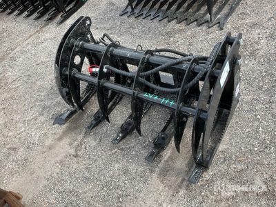 2025 GIYI GY-MCLG60 42 in Log Mini Skid Steer Grapple (Unused)