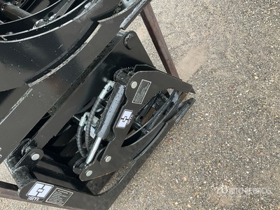 2025 GIYI GY-MCLG60 Mini Skid Steer Grapple (Unused)