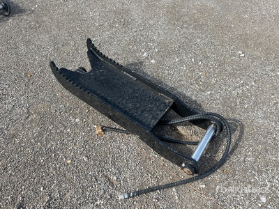 2025 GIYI GY-XJ7T Hydraulic Excavator Thumb (Unused)