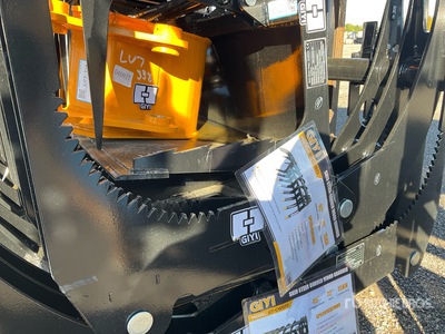 2025 GIYI GYCLG72C Skid Steer Grapple (Unused)