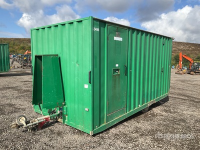 2015 Boss S/A Towable 12-Man Welfare Unit