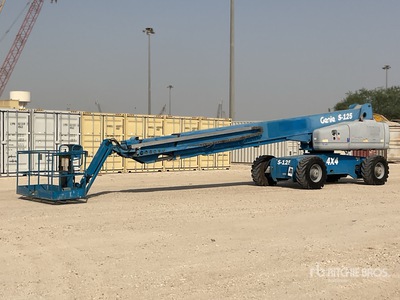 2002 Genie S125 4WD Diesel Telescopic Boom Lift