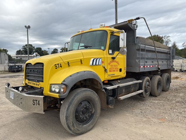 2009 Mack GU713 Mack 8x4 Tri/A Dump Truck