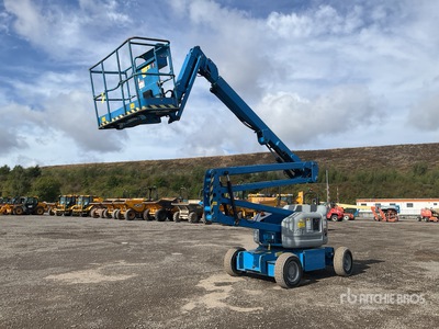 2014 Genie Z45/25 2WD Dual Fuel Nacelle articulée