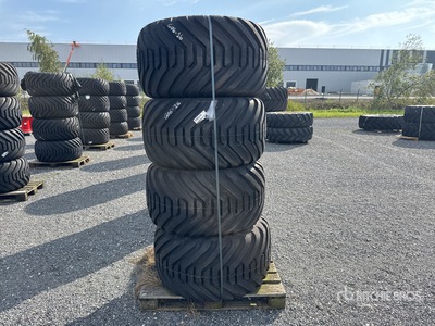 Quantity of (4) 550/45-22.5 16PR Ruedas