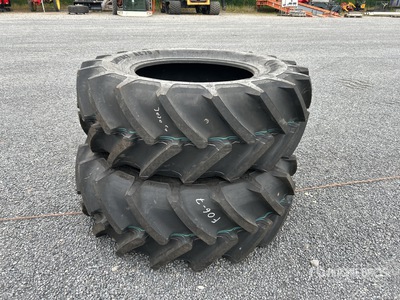 Quantity of (2) Continental AC70T 480/70R30 Équipements pour pneus