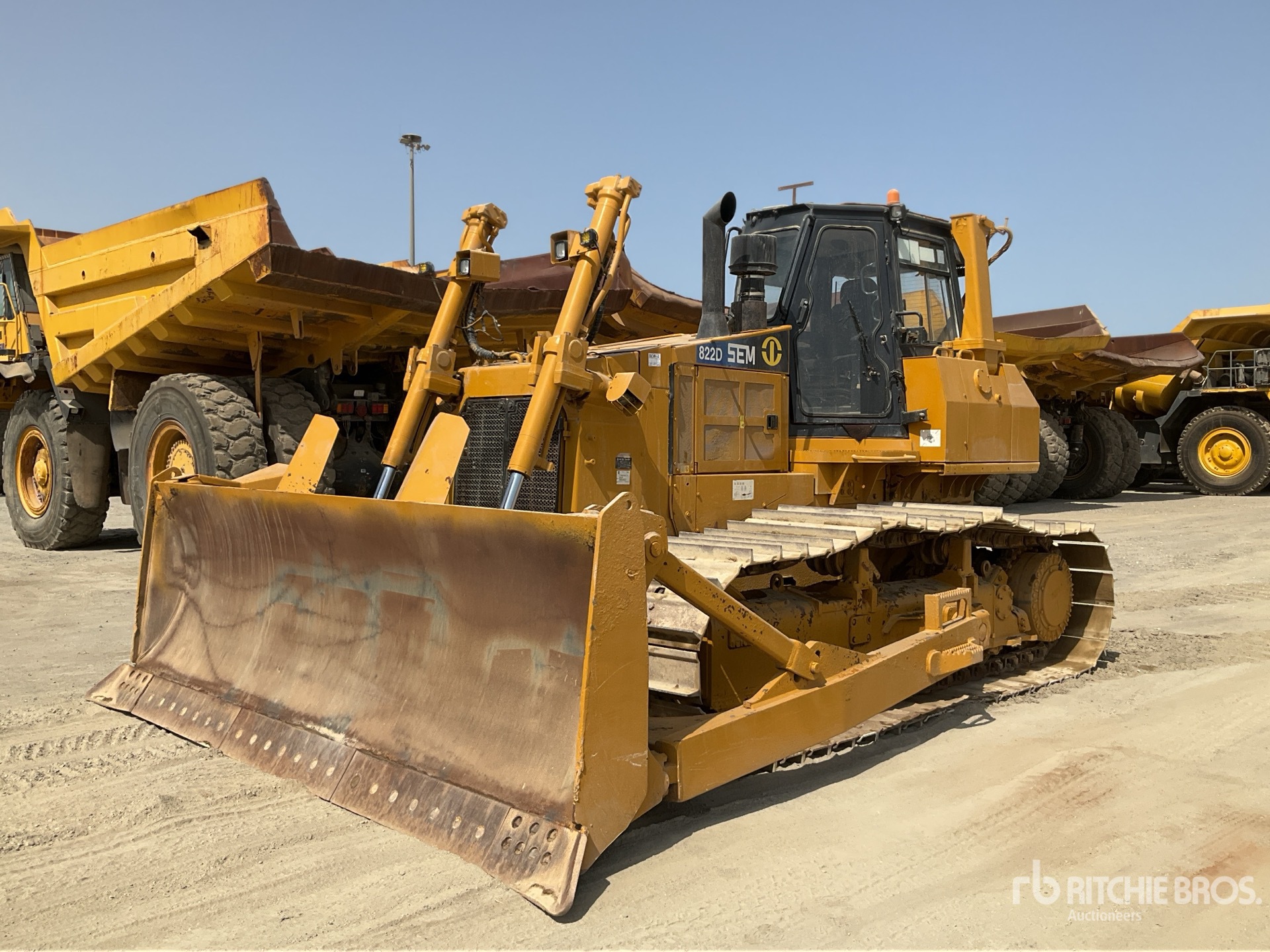 2024 SEM 822D Tractor de cadenas