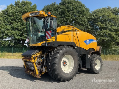 2010 New Holland FR9050 4WD Self Propelled Forage Harvester