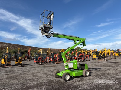 2013 Nifty-Lift HR12NDE 2WD Hybrid Articulating Boom Lift