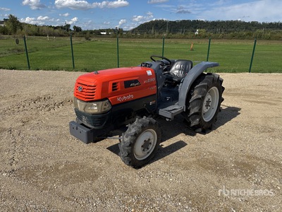 Kubota KL280 4WD Tracteur Utilitaire Utility Tractor