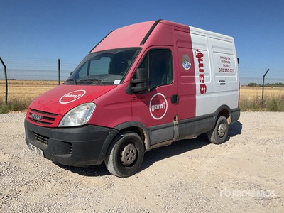2012 Iveco 35S12 Furgoneta de carga
