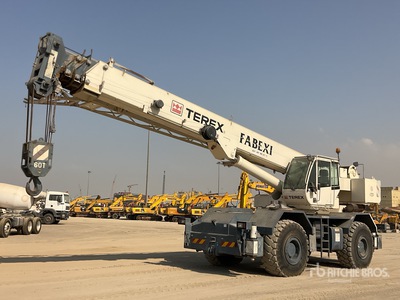 2011 Terex A600-1 60 ton 4x4x4 Gelände-Kran