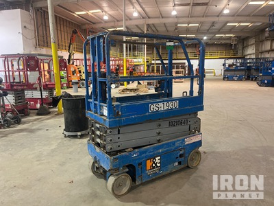 2017 Genie GS-1930 Electric Scissor Lift
