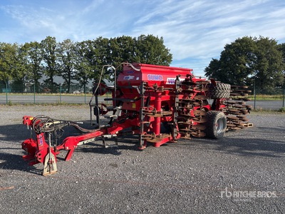 2012 Sumo 3-Point Versaplus 4 Meter Seed Drill