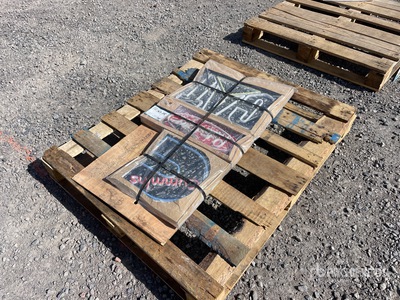 Quantity of Caterpillar, Peterbilt, Cummins Neon Signs (Unused)