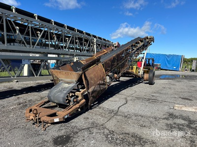 30 in x 42 ft Portable Stacking Conveyor