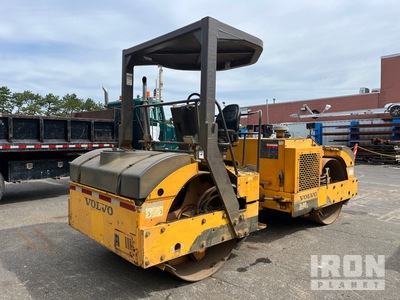 2009 Volvo DD90HF Double Drum Roller