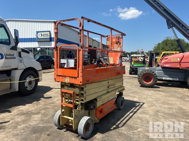 ELEVADOR TIJERA 2017 JLG 2632ES