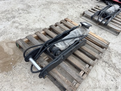 2025 GIYI GY-XJ5T 36 in Hydraulic Excavator Thumb (Unused)
