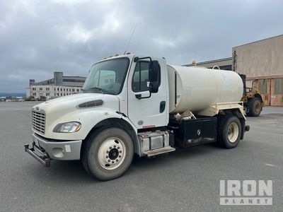 2018 Freightliner M2-106 2000 gal 4x2 Water Truck