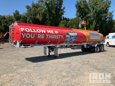 2017 Polar 9450 gal T/A Tanker Trailer