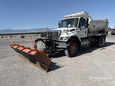 2006 International 7000 4x4 Snow Plow Truck