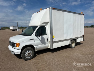 2006 Ford E-450 4x2 Furgonetka