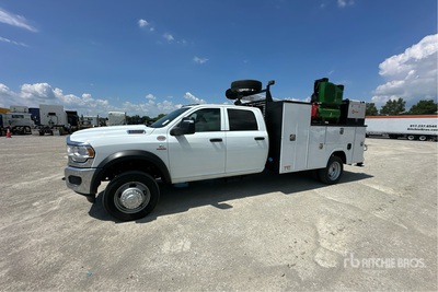 2024 Ram 5500 6x4 Crew Cab 5500 Heavy Duty Service Truck