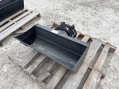 2025 GIYI GY-D3T 45 in Tilting Excavator Bucket (Unused)