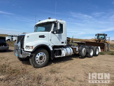 2013 Volvo VHD 8x4 Day Cab Prime Mover