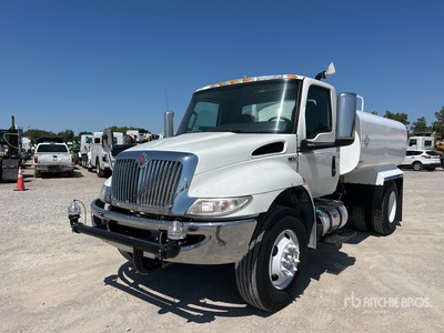 2020 International MV607 2000 gal 4x2 Autocarro per acqua