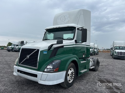 2012 Volvo VNL300 4x2 Day Cab Truck Tractor