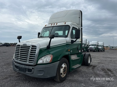 2017 Freightliner Cascadia 125 4x2 S/A Day Cab Truck Tractor