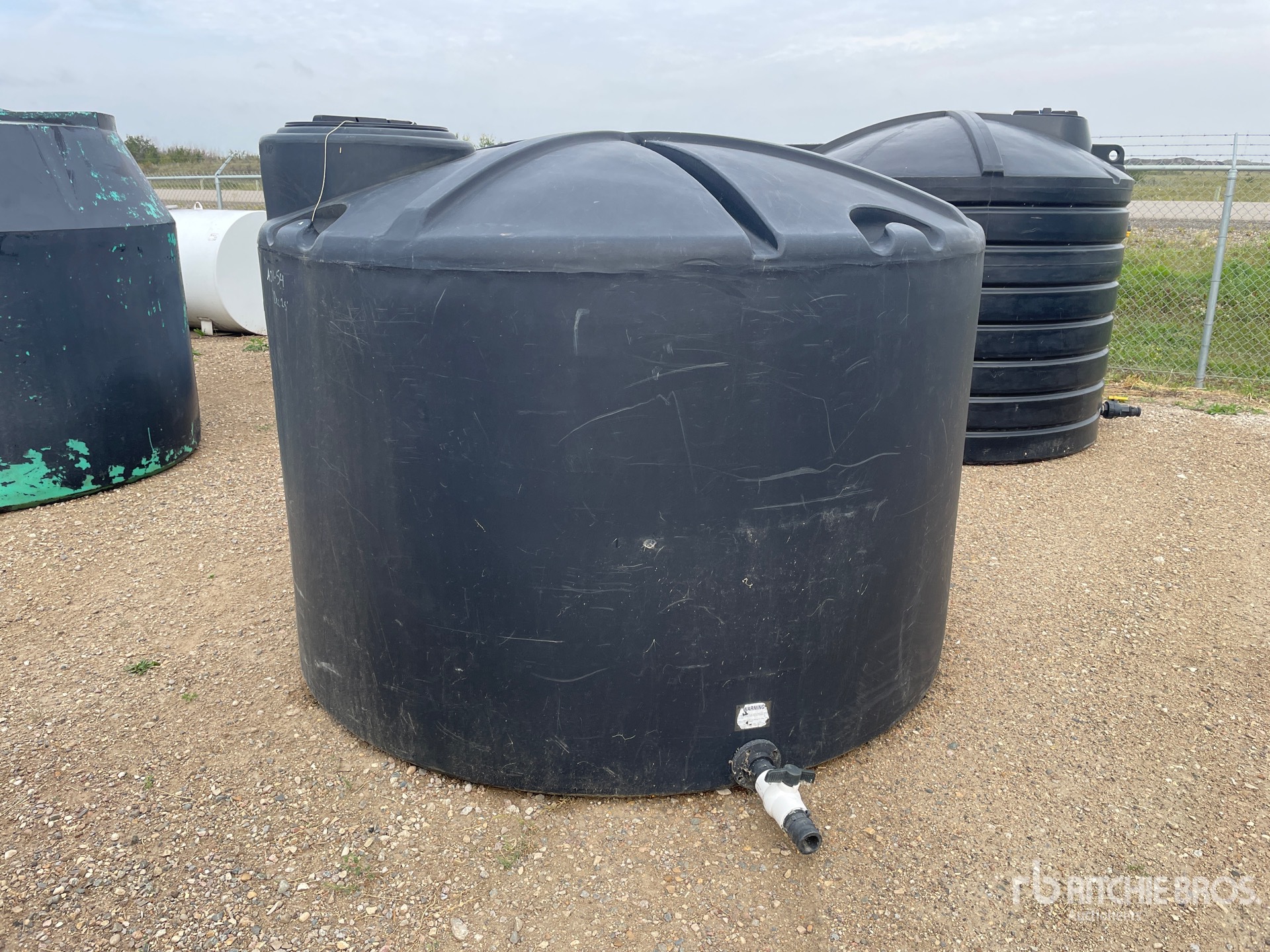 1550 L Poly Water Tank