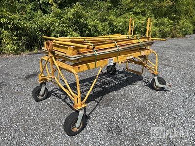 Hannon Electric 54J6345 Adjustable Aircraft Maintenance Platform